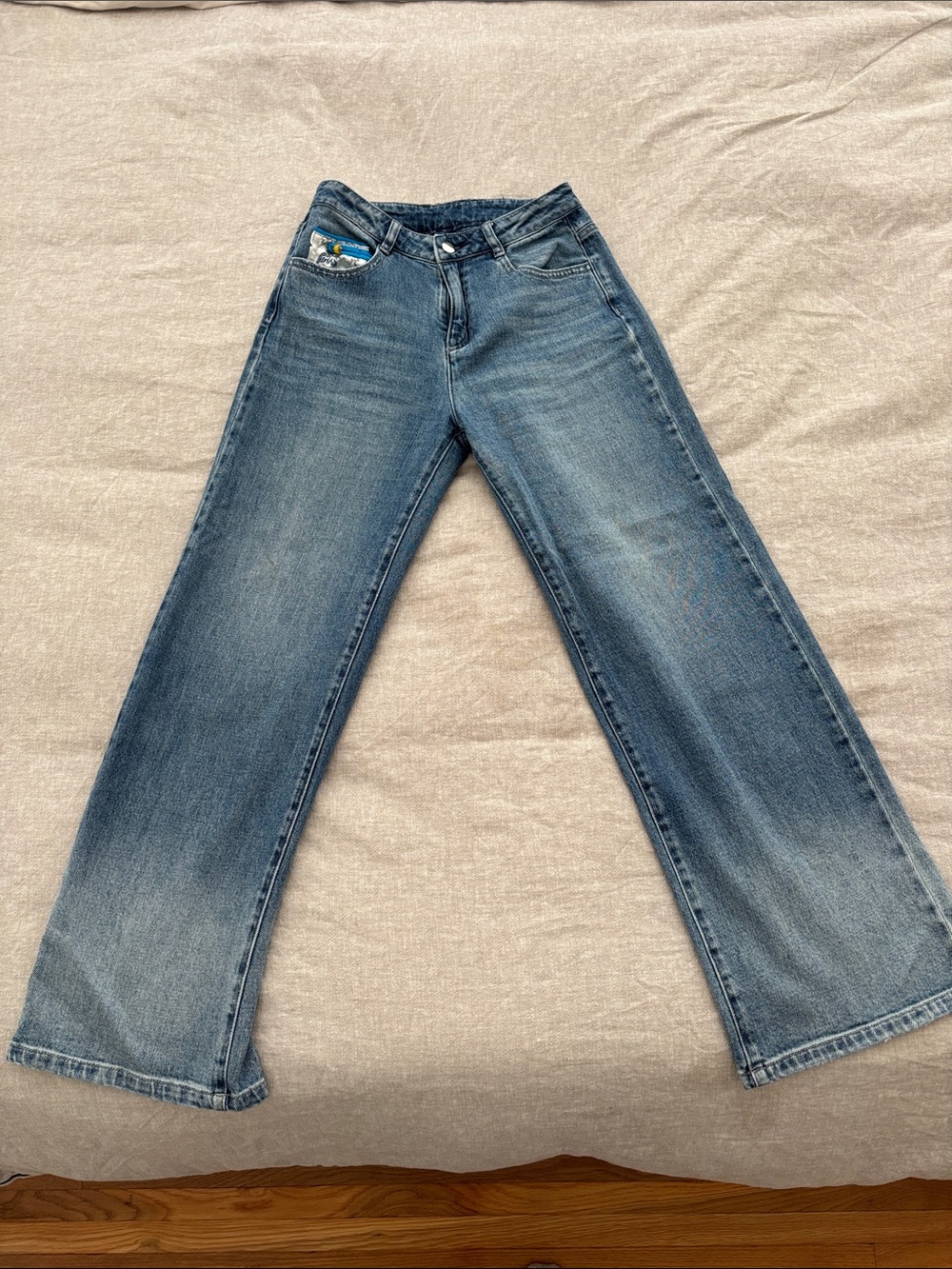 Classic Blue Women's Wide-Leg Jeans